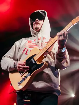 Berlin Concert 2025 Bus Shelton Hoodie