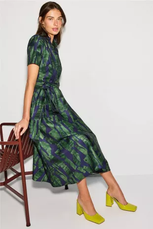 Short Sleeve Collar Full Skirt Day Dress