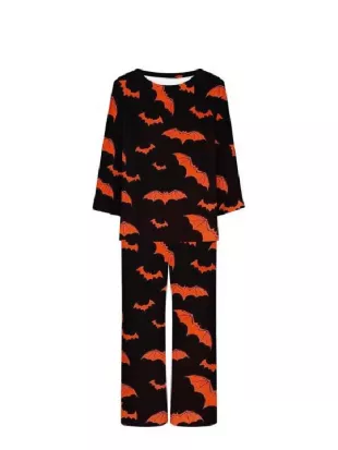 90 Day Fiance Pillow Talk Black & Orange Bat Print Pajamas