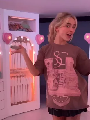 Sabrina Carpenter Short N Sweet Tour House Tour T-Shirt