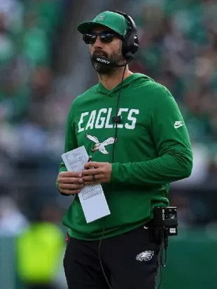 Nick Sirianni Eagles vs Giants Green Hoodie