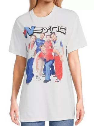 Nobody Wants This S02 Jackie Tohn Oversized N Sync Tee