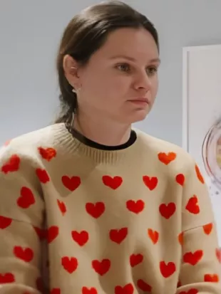 90 Day Fiance Happily Ever After Julia Trubkina Red Heart Sweater
