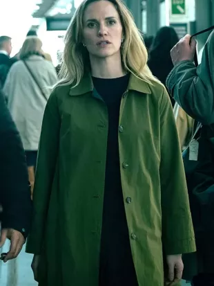 Emma Flyte Slow Horses S04 Green Coat