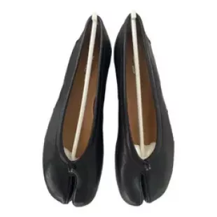 Tabi Leather Ballet Flats