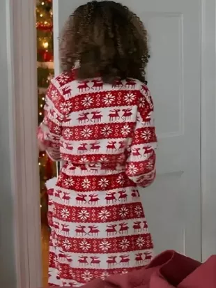 Believe in Christmas Meghan Ory Robe