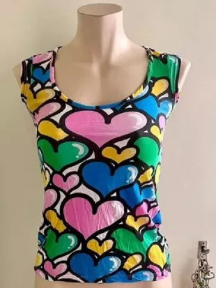 Gossip Girl Jessica Szohr Multi Hearts Printed Top