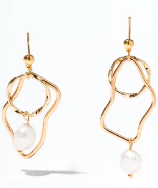 Asymmetrical Pearl Earrings