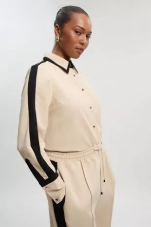 Twill Contrast Hardware Collared Woven Shirt