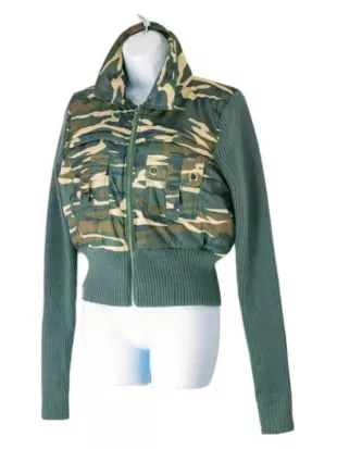 Saturday Night Live S51 Veronika Slowikowska Camo Jacket