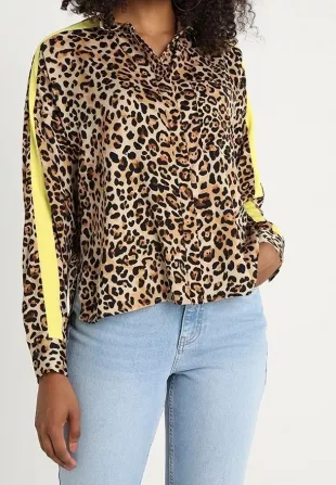 Relaxed Leopard Print Shirt