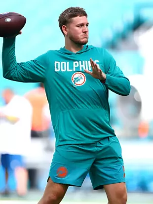 Quinn Ewers Miami Dolphins Long Sleeve Hoodie T-Shirt