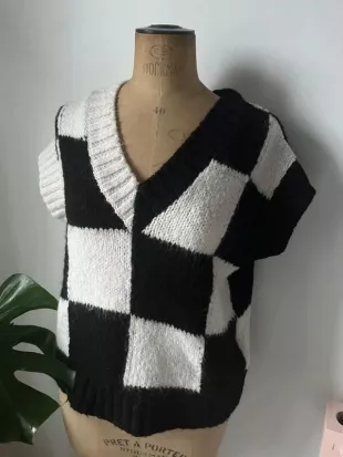 Pull Damier noir et blanc Zara