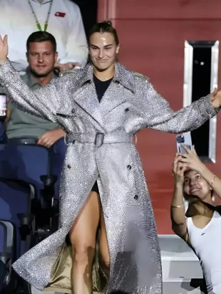 Battle Of The Sexes The Dubai Showdown 2025 Aryna Sabalenka Coat