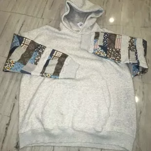 Essential Popover Patchwork Embroidered Hoodie