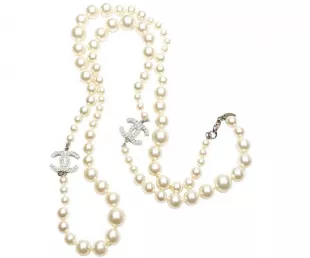 Classic 2 Silver CC White Bead Pearl Necklace