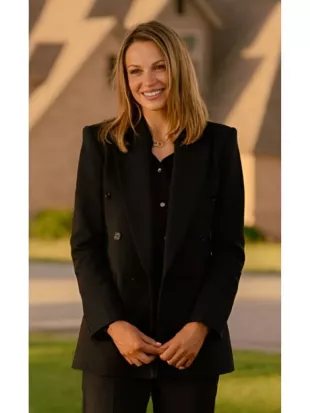 Landman S2 Rebecca Falcone Blazer