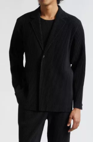 Pleated Blazer in Navy