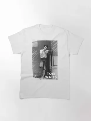 Stranger Things S05 Robin Buckley Graphic Tee