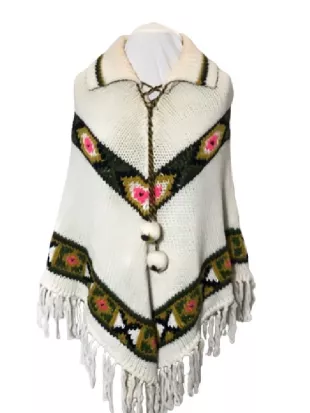 Palm Royale S02 Allison Janney Knit Poncho Top