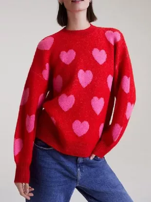 The Great Pottery Throwdown S09 Pink Hearts Sweater