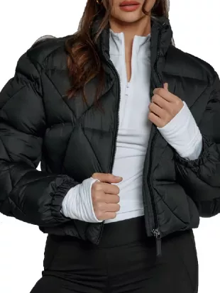 Aspen 2025 Kyle Richards Black Puffer Jacket
