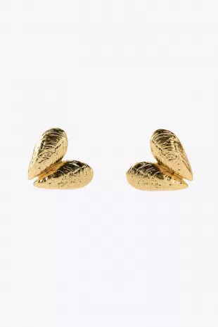 Mussel Earrings in Gold