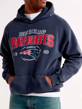 New England Patriots 2026 Graphic Popover Hoodie