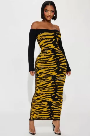 Queen Of The Jungle Sweater Maxi Dress