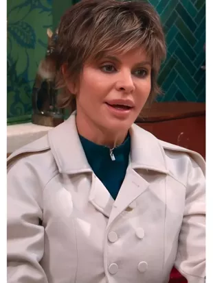 The Traitors S4 Lisa Rinna Jacket