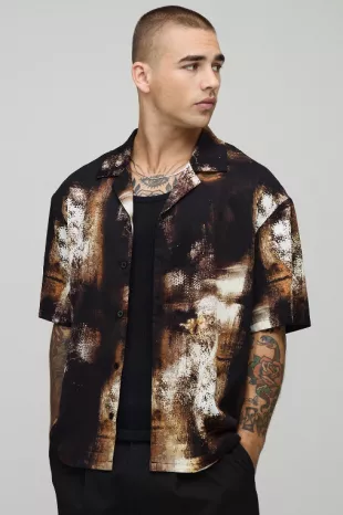 Distorted Print Short Sleeve Oversized Shirt