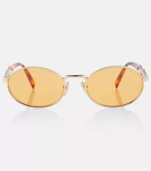 Oval sunglasses