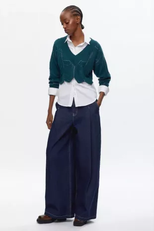 Green V-Neck Open Knit Cropped Sweater