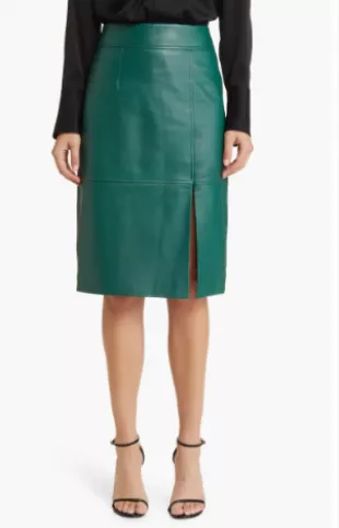 Slim-fit Pencil Skirt in Grained Leather