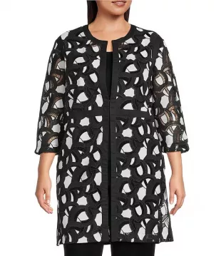 Two-Tone Lace Round Neck 3/4 Sleeve Jacket