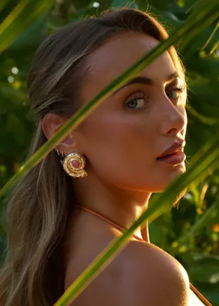 Shell Oversized Stud Earrings