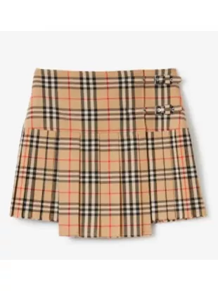 Today Show 2026 Savannah Guthrie Beige Plaid Pleated Skirt