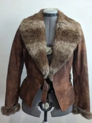 Tell Me Lies S03 Emily Meade Fur Collar Leather Jacket