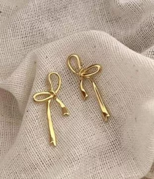 Bowknot Stud Earring