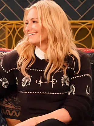 The Neighborhood S08 Beth Behrs Printed Sweater