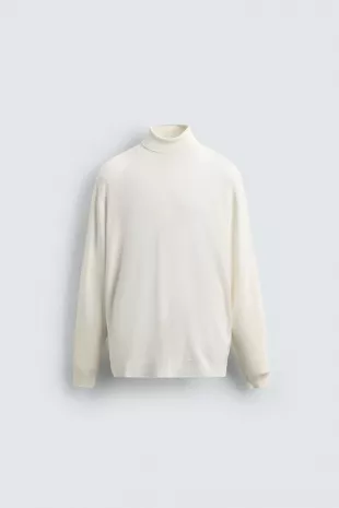 Basic Turtleneck Sweater