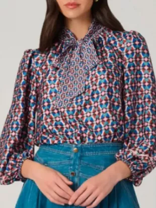 Kelly Clarkson Geometric Print Tie Neck Blouse