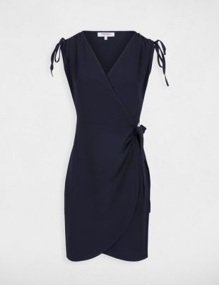 Robe portefeuille ajustée