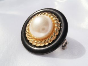 Broche bouton de nacre, perle épinglette, broche perle blanche, fausse perle broche, broche perle, magnifique broche, broche perle Antique