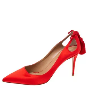 Forever Marilyn Pumps