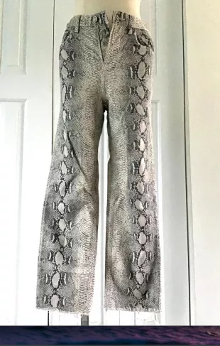 Woman Hi Rise Jeans