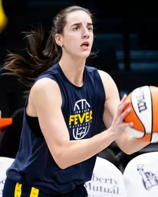 Caitlin Clark Indiana Fever v New York Liberty Top