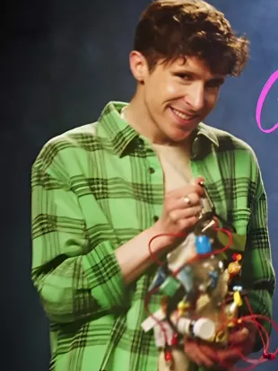 Saturday Night Live UK 2026 Larry Dean Green Plaid Shirt