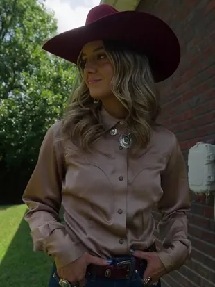 Lainey Wilson Keepin Country Cool Satin Shirt