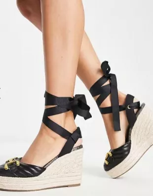 Buckle Detail Wedge Sandals